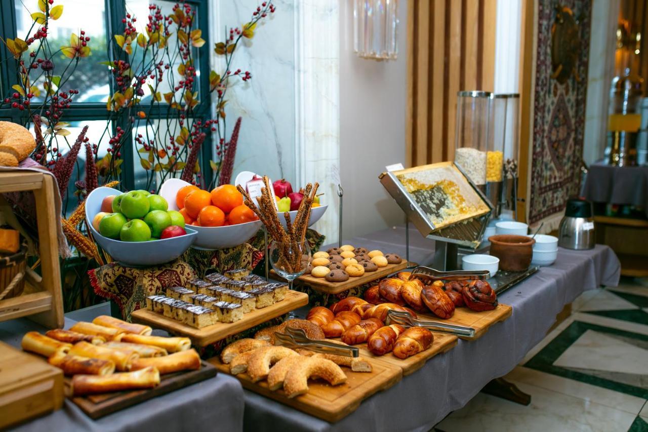 Promenade 5* Baku